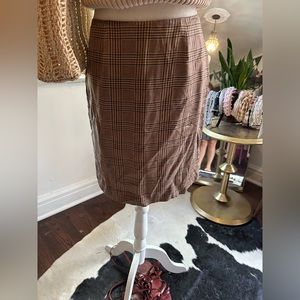 100%silk midi skirt size 6p
